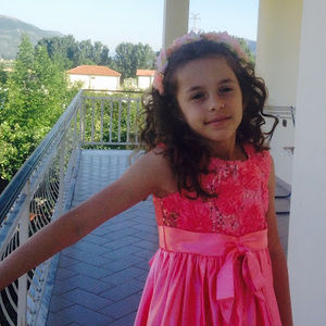 Meet your Posher, Arta